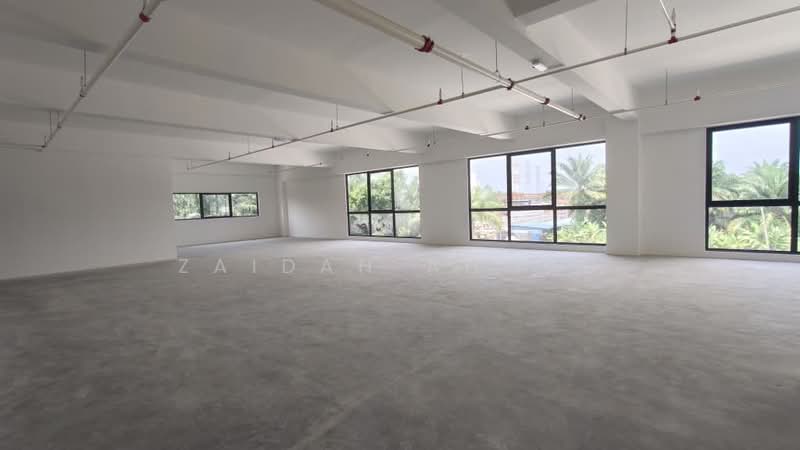 Semi-D Factory for Sale in Kampung Bukit Changgang (Tanjong Duabelas) - Zaidah Ahmad - Interior - PropertyGuru.com.my
