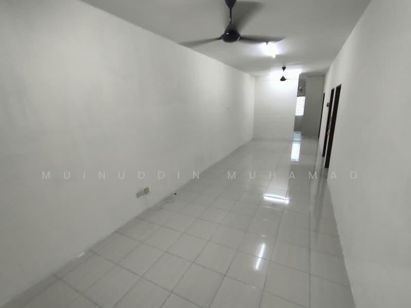 Rumah Teres 1 Tingkat untuk Dijual di Sitiawan (Perak) - Muinuddin Muhamad - Corridor - PropertyGuru.com.my