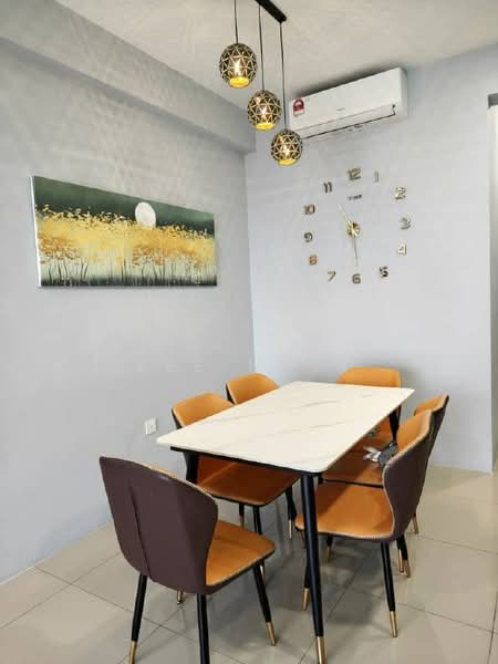 Kondominium untuk Disewa di The Cove Hillside Residence - Lee Muzi - Dining Room - PropertyGuru.com.my
