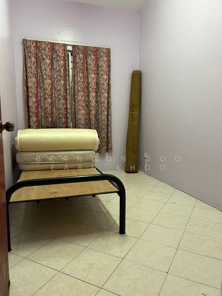 Apartment for Sale at Bayu Puteri - Brandon Soo Earn Khoo - Bedroom - PropertyGuru.com.my