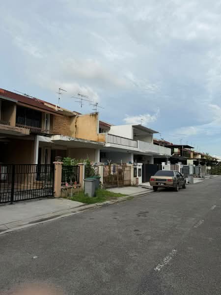 Rumah Teres untuk Dijual di Taman Mutiara Rini (Skudai) - See Yin . - Exterior - PropertyGuru.com.my