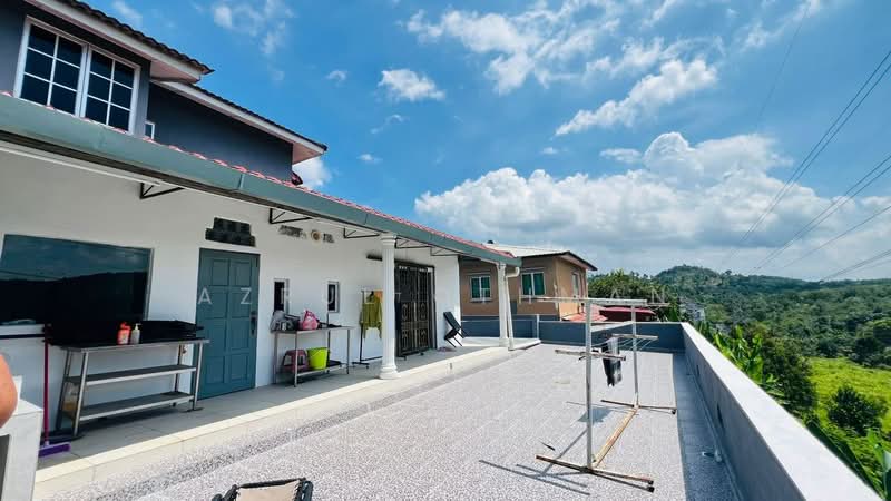 Semi-Detached House for Sale in Taman Rasah Kemayan (Rasah) - Azrul Othman - Exterior - PropertyGuru.com.my