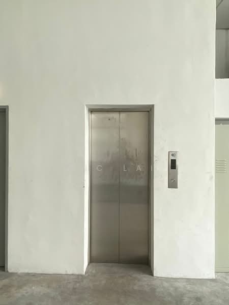 Factory for Rent in Seksyen 33 (Shah Alam) - Nic Lai - Corridor - PropertyGuru.com.my