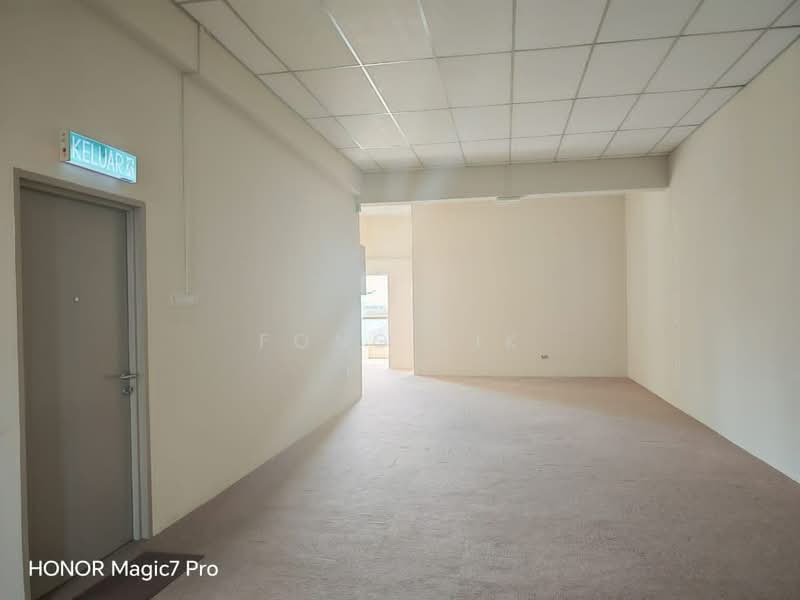 Kedai / Pejabat untuk Disewa di Larkin Jaya (Johor Bahru) - Fong Lik - Interior - PropertyGuru.com.my