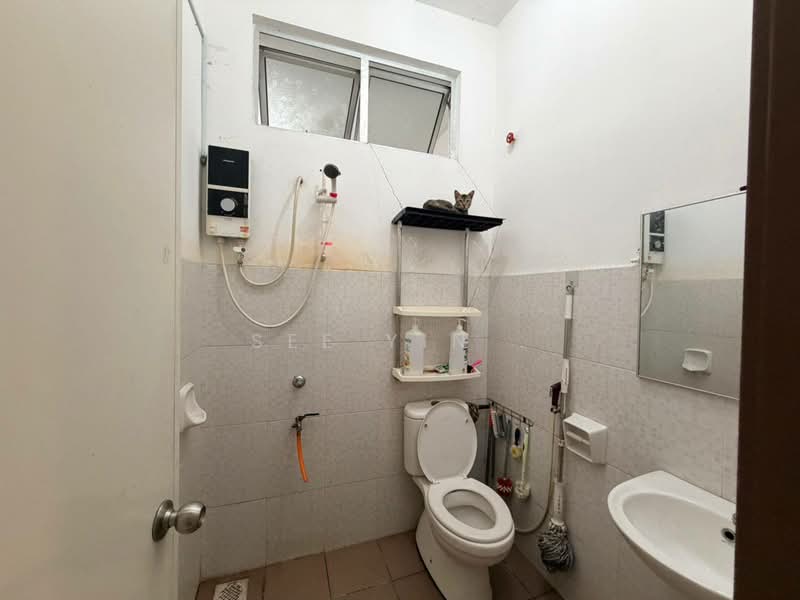 Rumah Teres untuk Dijual di Taman Mutiara Rini (Skudai) - See Yin . - Bathroom - PropertyGuru.com.my