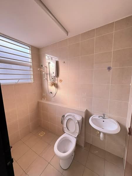 Rumah Teres 3 Tingkat untuk Disewa di Kajang (Selangor) - Halim Mazlan - Bathroom - PropertyGuru.com.my