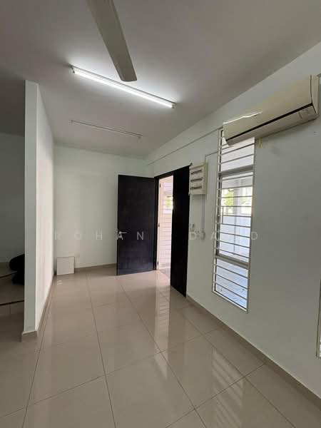 3-storey Terraced House for Rent in Taman Bangi Avenue (Bangi) - Rohani Daud - Interior - PropertyGuru.com.my