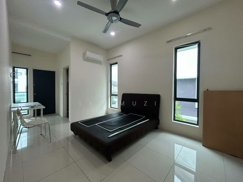Semi-Detached House for Sale in Ipoh (Perak) - Lee Muzi - Bedroom - PropertyGuru.com.my