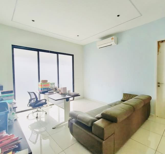Bungalow for Sale in Taman Satu Krubong (Krubong) - Kow Tze Fui - Study - PropertyGuru.com.my