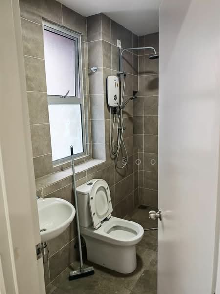 Rumah Teres 2 Tingkat untuk Disewa di Bandar Rimbayu (Telok Panglima Garang) - Elyn Soo - Bathroom - PropertyGuru.com.my