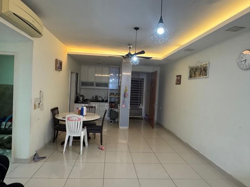 Kondominium untuk Dijual di The Z Residence - Angela . - PropertyGuru.com.my
