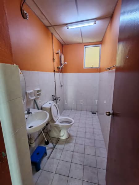Apartment for Rent at Suria Damansara - Michelle Tai - Bathroom - PropertyGuru.com.my