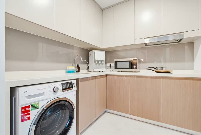 Servis Apartment untuk Disewa di Agile Bukit Bintang - Sonny Tan - Kitchen - PropertyGuru.com.my