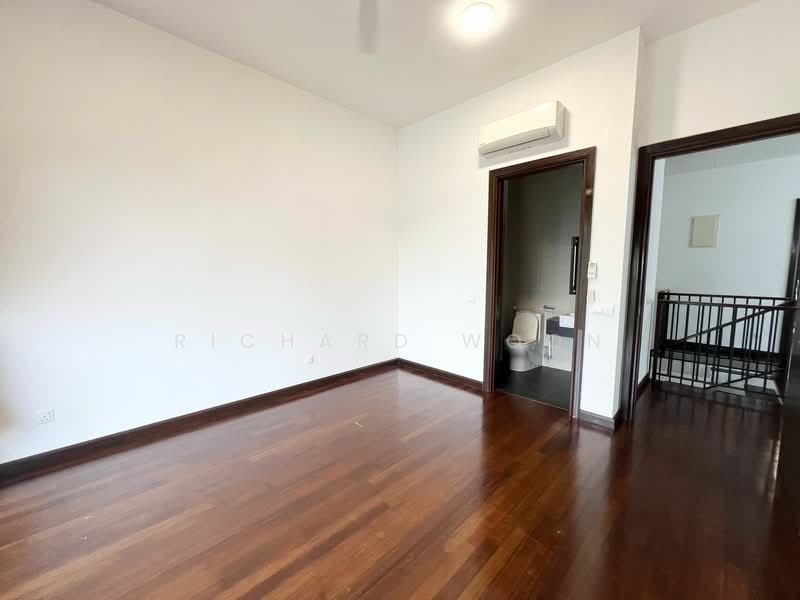 Semi-Detached House for Sale in Eco Sanctuary (Telok Panglima Garang) - Richard Woon - Bathroom - PropertyGuru.com.my