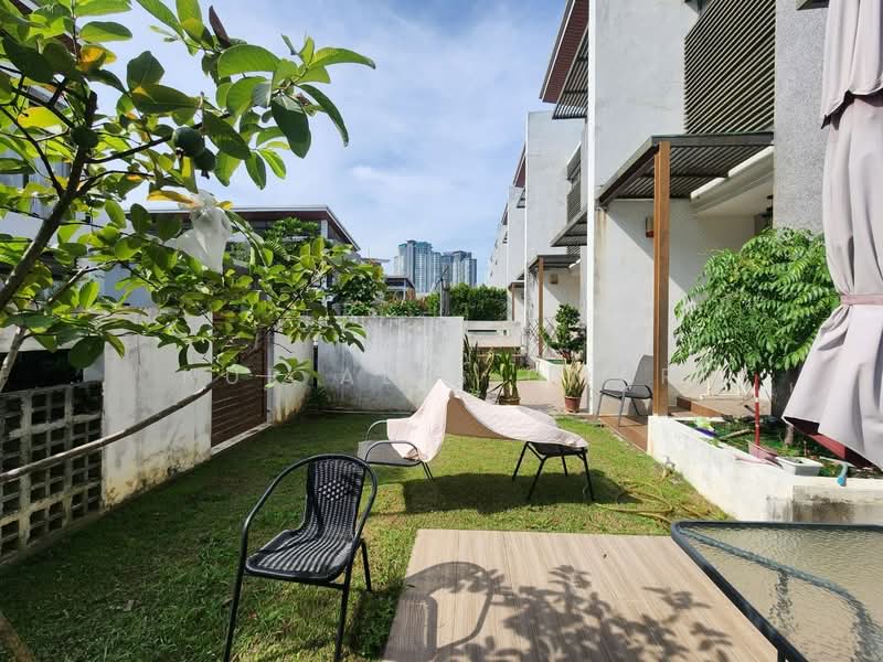 3-storey Terraced House for Sale in Cyberjaya (Selangor) - Nur Alia Omar - Exterior - PropertyGuru.com.my