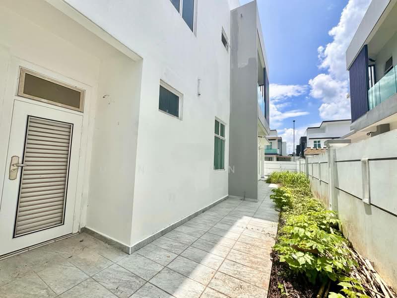 Semi-Detached House for Sale in Skudai (Johor) - Guang Jun Loh - PropertyGuru.com.my