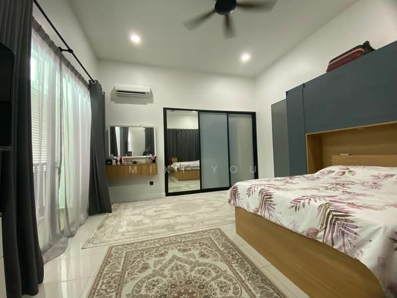 Rumah Teres 2 Tingkat untuk Disewa di Bandar Rimbayu (Telok Panglima Garang) - Miki You - Bedroom - PropertyGuru.com.my