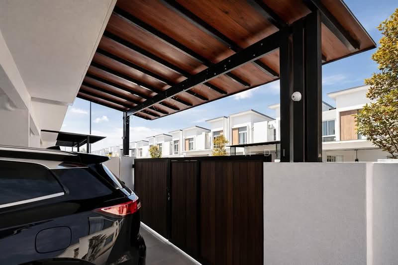 2-storey Terraced House for Sale in Bandar Sri Sendayan (Negeri Sembilan) - AIMAN ZUHDI - PropertyGuru.com.my