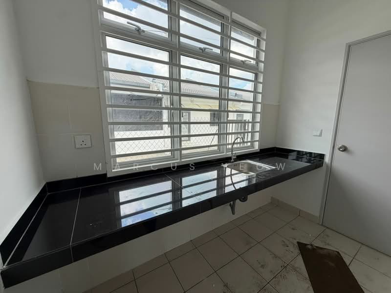 1-storey Terraced House for Rent in Seremban (Negeri Sembilan) - Marcus Yeow - Kitchen - PropertyGuru.com.my