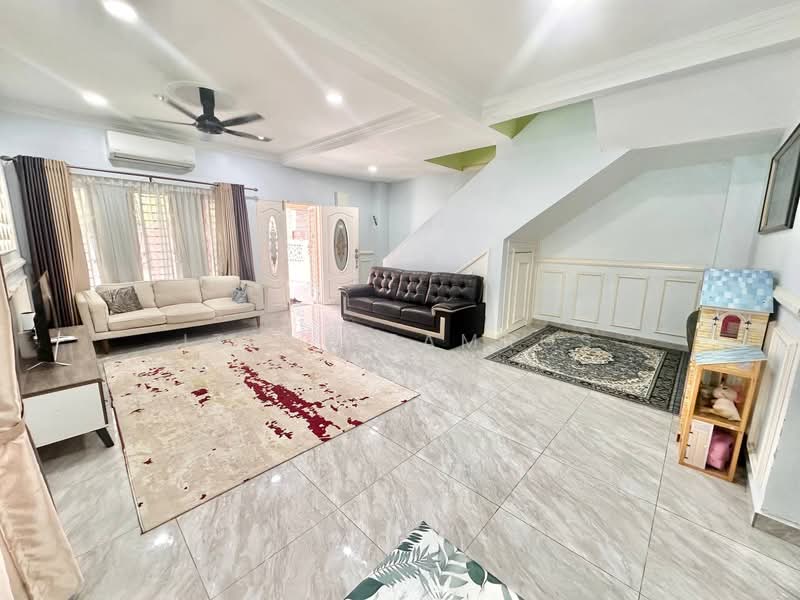 Rumah Teres 2 Tingkat untuk Dijual di Seksyen 3 (Bangi) - Izzat Zamros - PropertyGuru.com.my