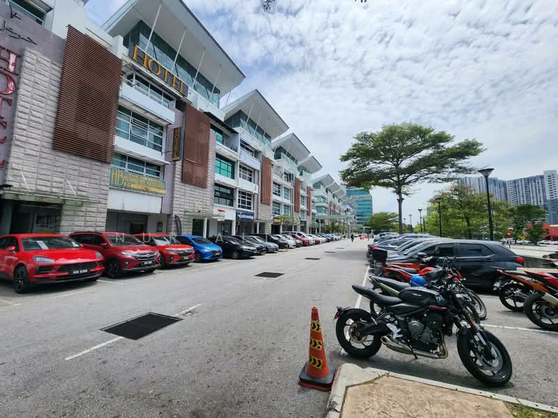 Shop for Sale in Shah Alam (Selangor) - Nur Alia Omar - Exterior - PropertyGuru.com.my