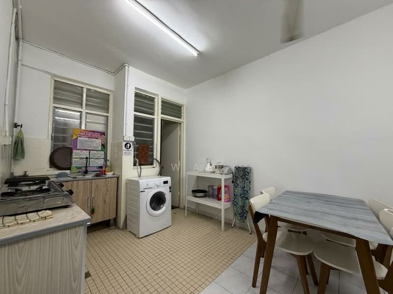 Rumah Flat untuk Dijual di Taman Pauh Indah - Aswad . - Kitchen - PropertyGuru.com.my