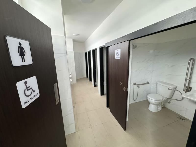 Shop / Office for Rent in Bukit Indah (Iskandar Puteri (Nusajaya)) - NG ZEN XI - Bathroom - PropertyGuru.com.my