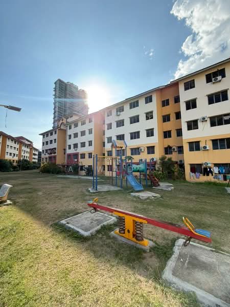 Pangsapuri untuk Dijual di Pauh Damai - Aswad . - Exterior - PropertyGuru.com.my