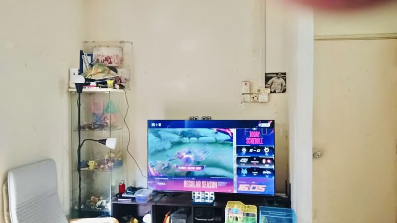 Pangsapuri untuk Dijual di Sri Subang Apartment - Kow Tze Fui - Living Room - PropertyGuru.com.my