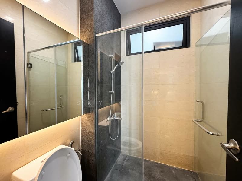 Condominium for Sale at The Cove Semi-Detached @ Horizon Hills - Sky Khoo - Bathroom - PropertyGuru.com.my