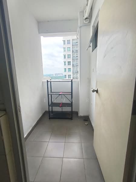 Servis Apartment untuk Disewa di One South - Emma R - Balcony - PropertyGuru.com.my