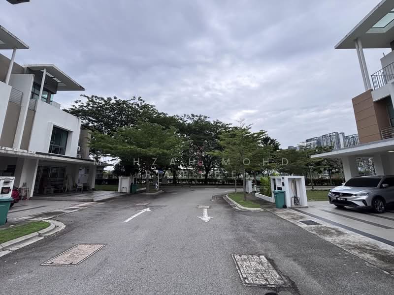 3-storey Terraced House for Sale in Cyber 11 (Cyberjaya) - Mahzah Mohd Rapiee - PropertyGuru.com.my