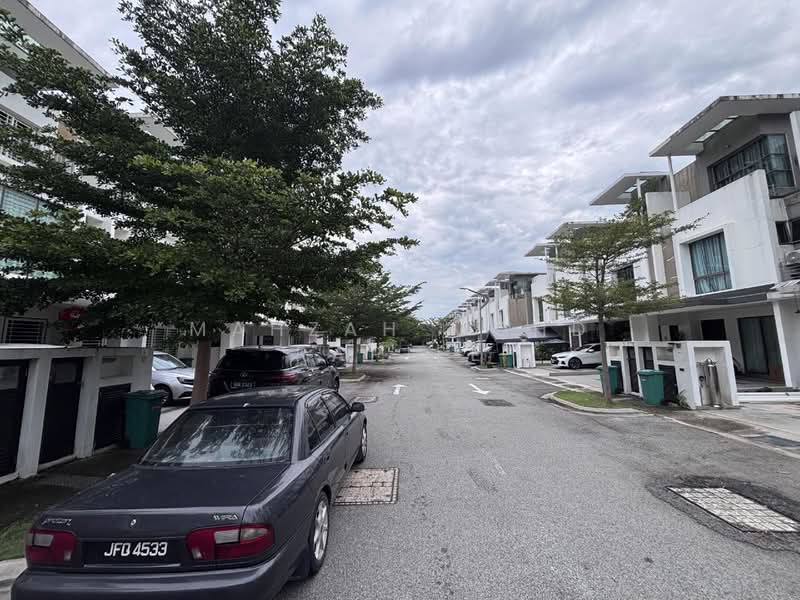 3-storey Terraced House for Sale in Cyber 11 (Cyberjaya) - Mahzah Mohd Rapiee - PropertyGuru.com.my