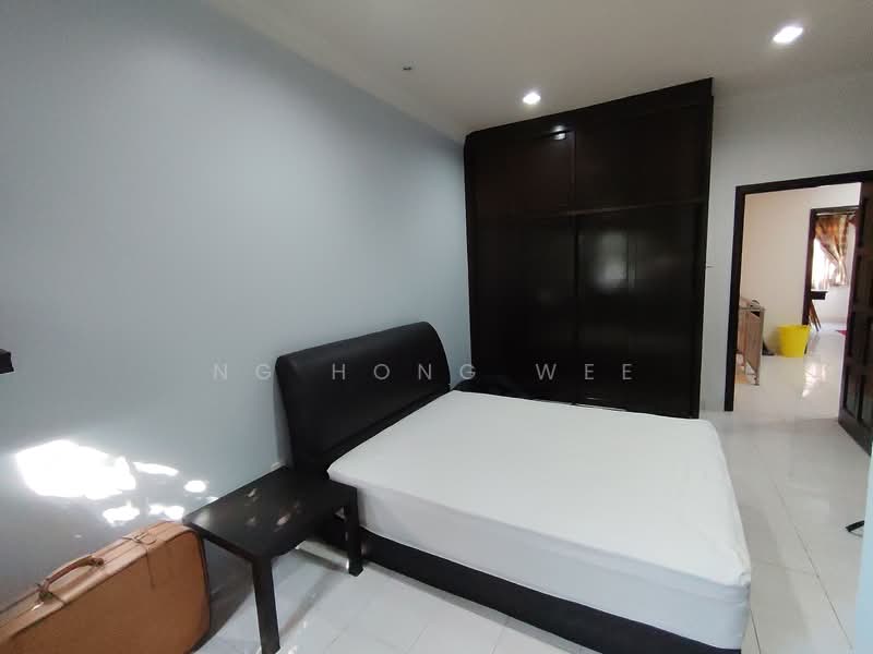 Rumah Berkembar untuk Dijual di Seri Kembangan (Selangor) - Ng Hong Wee - Bedroom - PropertyGuru.com.my