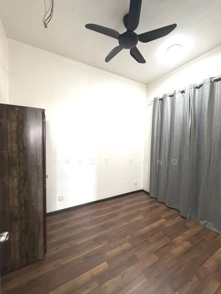 Service Residence for Rent at D'carlton (Residensi Seri Mega) - Janice Yong - Bedroom - PropertyGuru.com.my