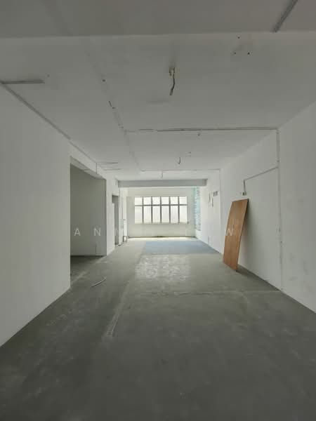 Shop for Sale in Bandar Seri Alam (Masai) - Annie Low - Interior - PropertyGuru.com.my