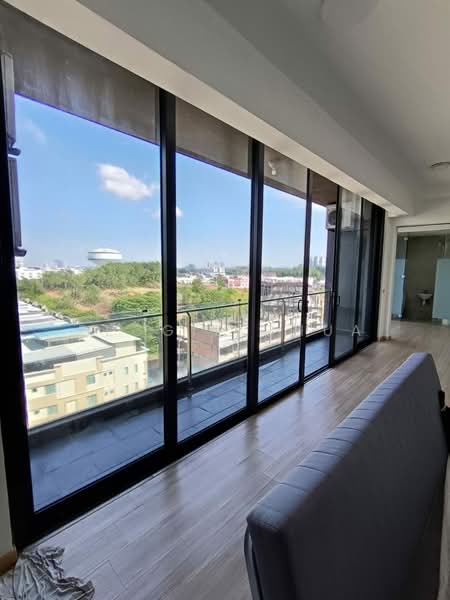 Servis Apartment untuk Dijual di Cube 8 Teens - Peggie Chua - Balcony - PropertyGuru.com.my