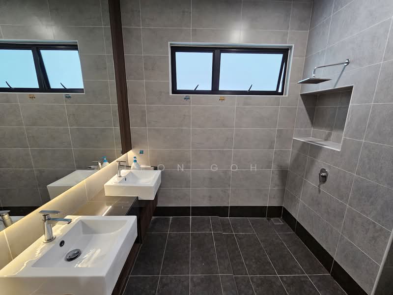 Rumah Teres 2 Tingkat untuk Dijual di Telok Panglima Garang (Selangor) - Leon Goh - Bathroom - PropertyGuru.com.my