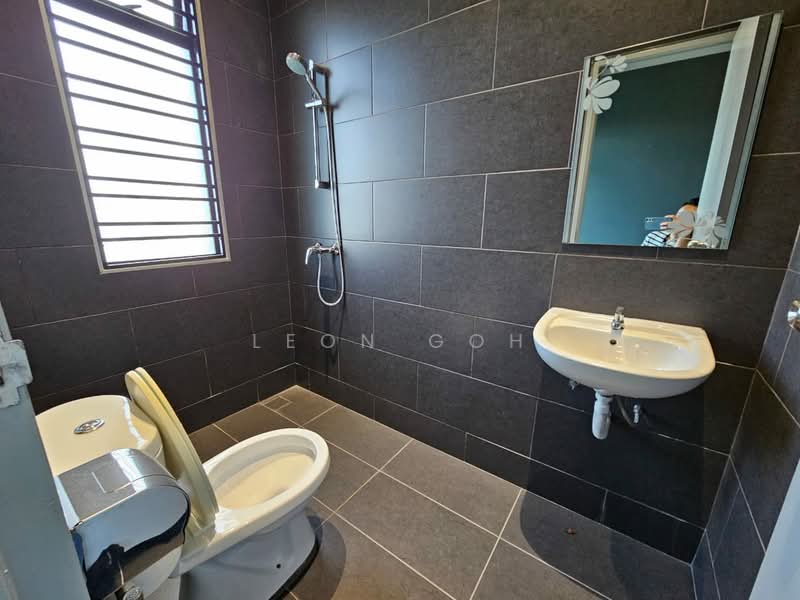 Rumah Teres 2 Tingkat untuk Dijual di Telok Panglima Garang (Selangor) - Leon Goh - Bathroom - PropertyGuru.com.my