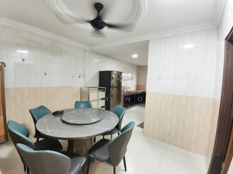 Rumah Teres 2 Tingkat untuk Disewa di Taman Desa Jaya (Johor Bahru) - Wendy Wong - Kitchen - PropertyGuru.com.my