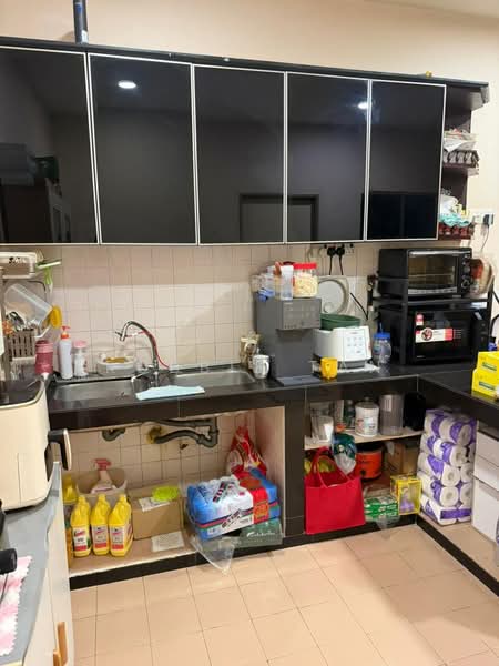 1-storey Terraced House for Rent in Permas Jaya (Johor) - Robbie Tan - Kitchen - PropertyGuru.com.my