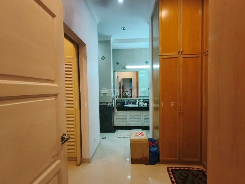 Rumah Banglo untuk Dijual di Shah Alam (Selangor) - Reena Sarif - Corridor - PropertyGuru.com.my