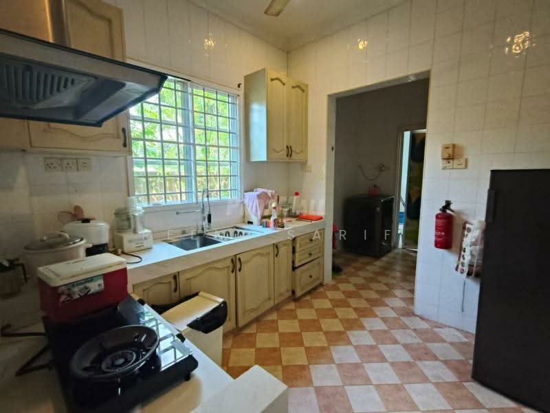 Rumah Banglo untuk Dijual di Shah Alam (Selangor) - Reena Sarif - Kitchen - PropertyGuru.com.my