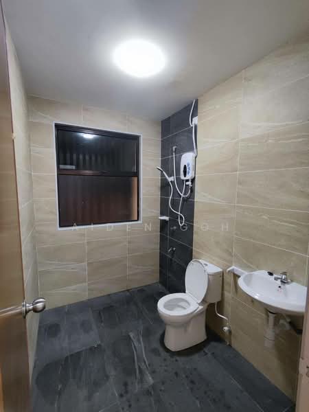 2-storey Terraced House for Sale in Taman Bestari Indah (Ulu Tiram) - Aiden Goh - Bathroom - PropertyGuru.com.my