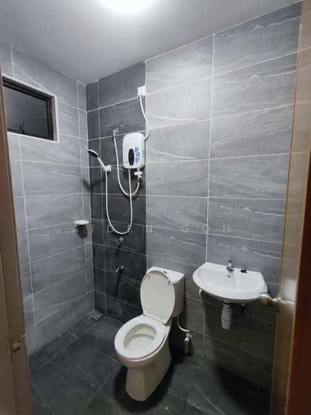 2-storey Terraced House for Sale in Taman Bestari Indah (Ulu Tiram) - Aiden Goh - Bathroom - PropertyGuru.com.my