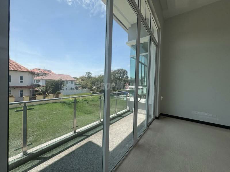 Bungalow for Sale in Shah Alam (Selangor) - Reena Sarif - Balcony - PropertyGuru.com.my