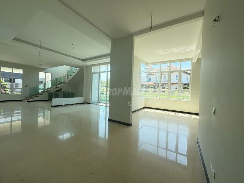 Bungalow for Sale in Shah Alam (Selangor) - Reena Sarif - Living Room - PropertyGuru.com.my