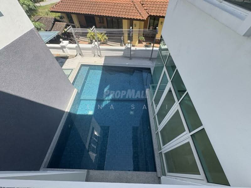 Bungalow for Sale in Shah Alam (Selangor) - Reena Sarif - Pool - PropertyGuru.com.my