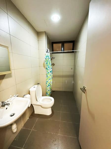 Condominium for Rent at Skycube - Jerry Tan - Bathroom - PropertyGuru.com.my