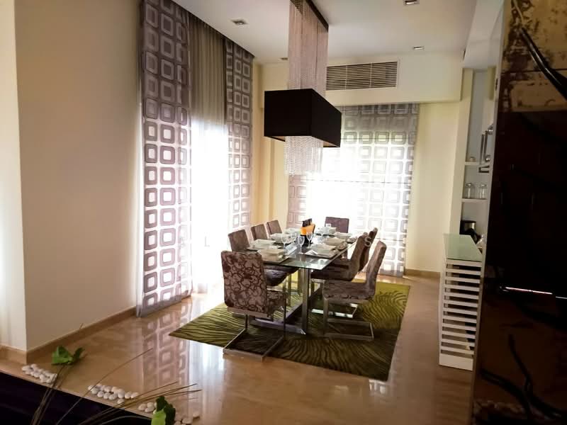 Bungalow for Sale in Ampang Jaya (Ampang) - Ali Idris - Dining Room - PropertyGuru.com.my